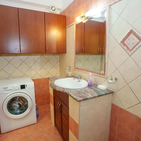 Sunny's Side Sarandë