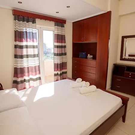 Sunny's Side Apartmán