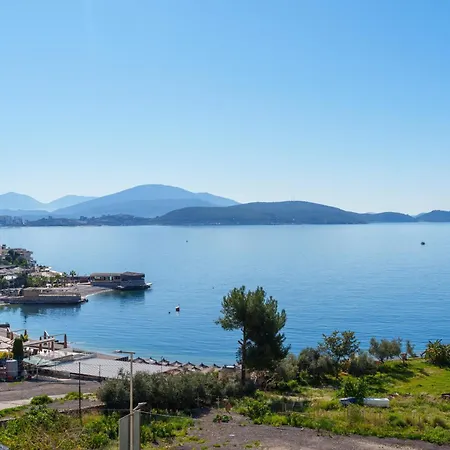 Sunny's Side Apartmán