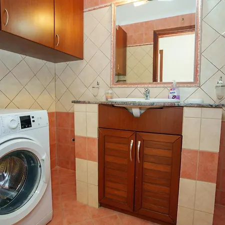 Sunny's Side Sarandë